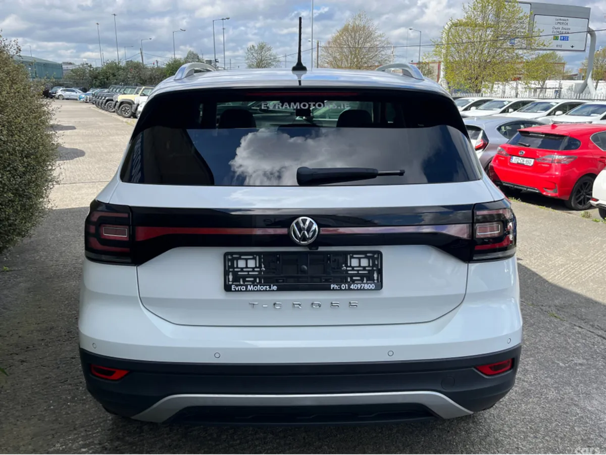 Volkswagen T-Cross SUV, Petrol, 2020, White