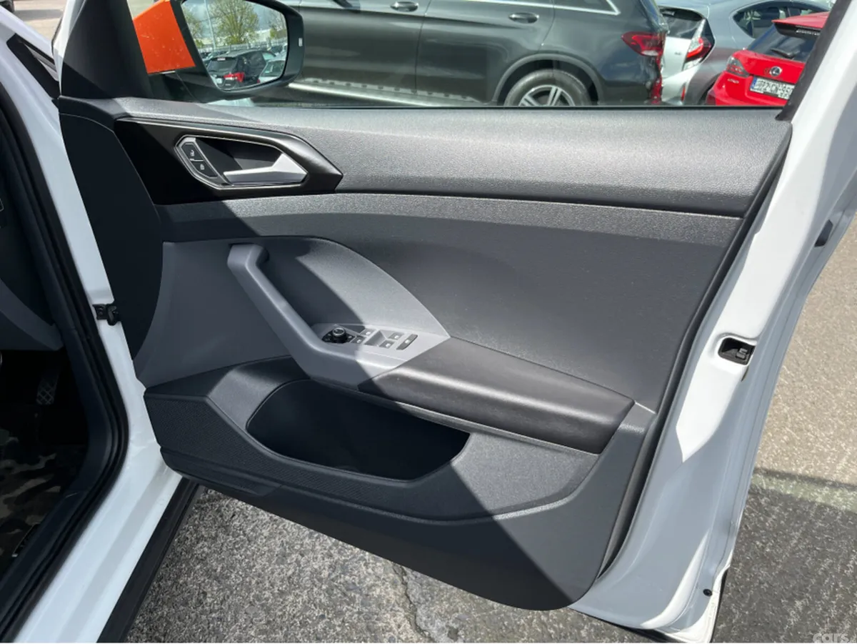 Volkswagen T-Cross SUV, Petrol, 2020, White