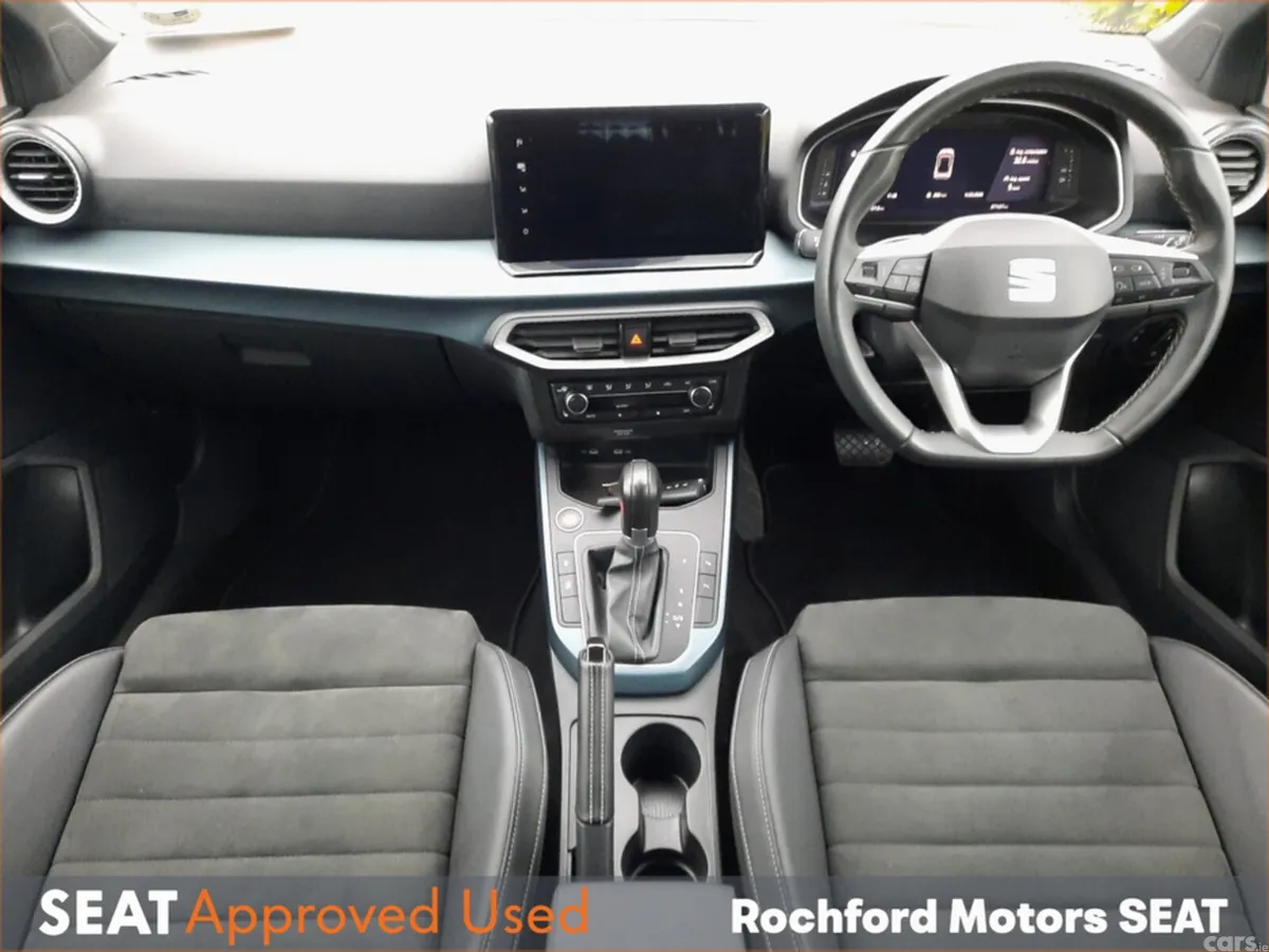 SEAT Arona Hatchback, Petrol, 2024, White