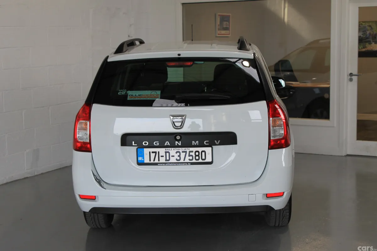Dacia Logan Estate, Petrol, 2017, White