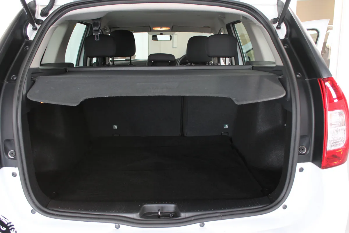 Dacia Logan Estate, Petrol, 2017, White
