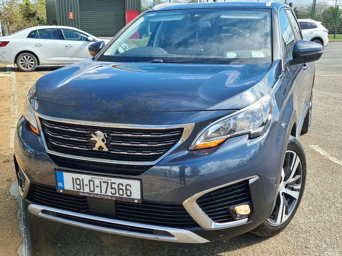 Peugeot 5008 MPV, Diesel, 2019, Blue