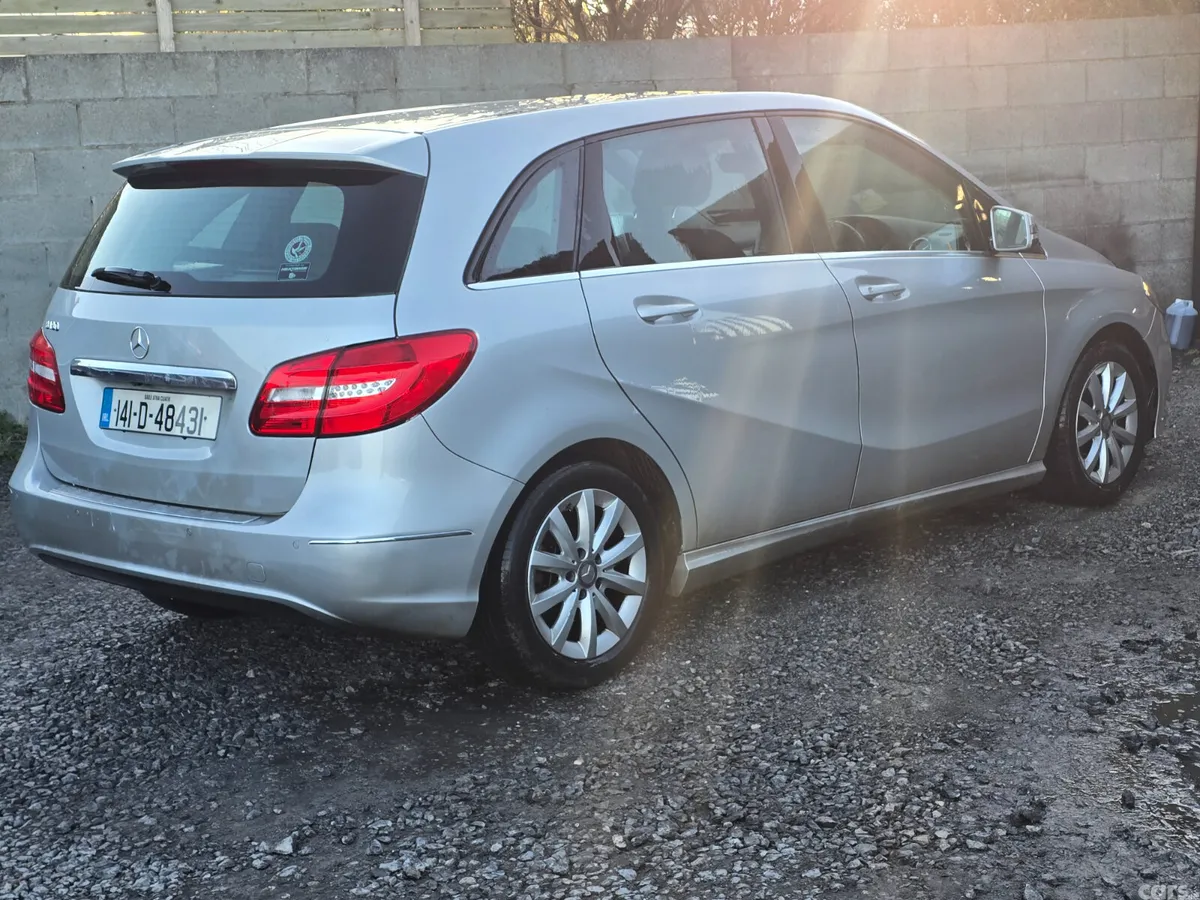 Mercedes-Benz B-Class MPV, Petrol, 2014, Silver