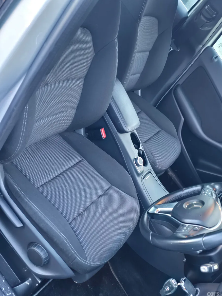 Mercedes-Benz B-Class MPV, Petrol, 2014, Silver