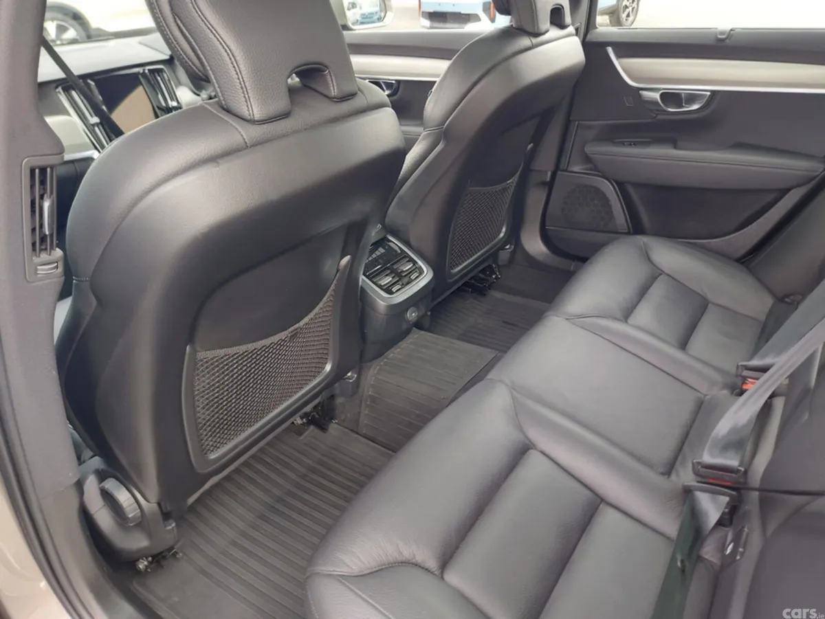 Volvo V90 Estate, Diesel, 2021, Grey