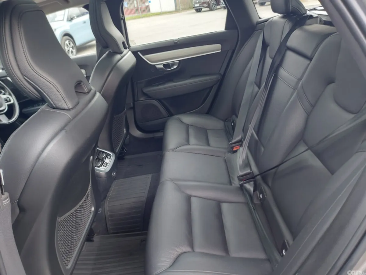 Volvo V90 Estate, Diesel, 2021, Grey
