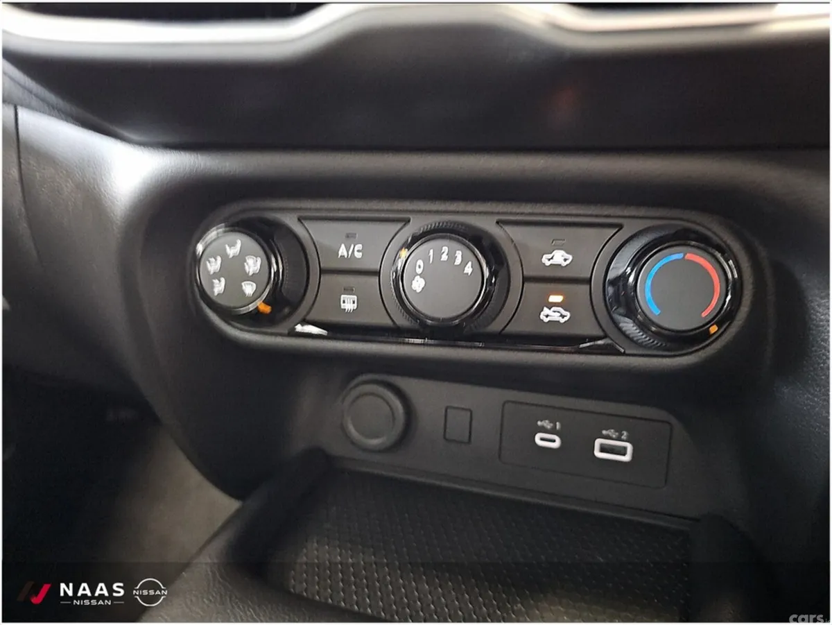 Nissan Juke MPV, Petrol, 2025, White