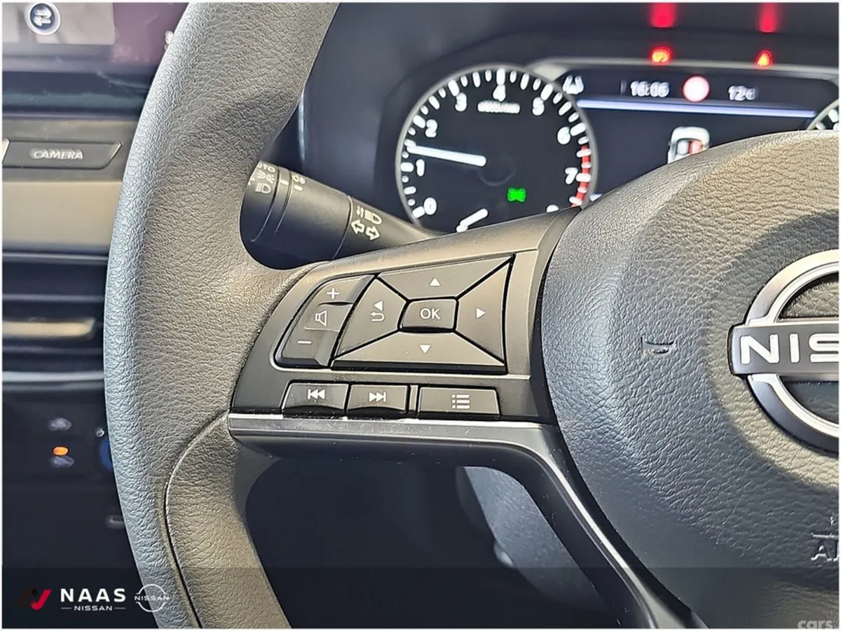 Nissan Juke MPV, Petrol, 2025, White