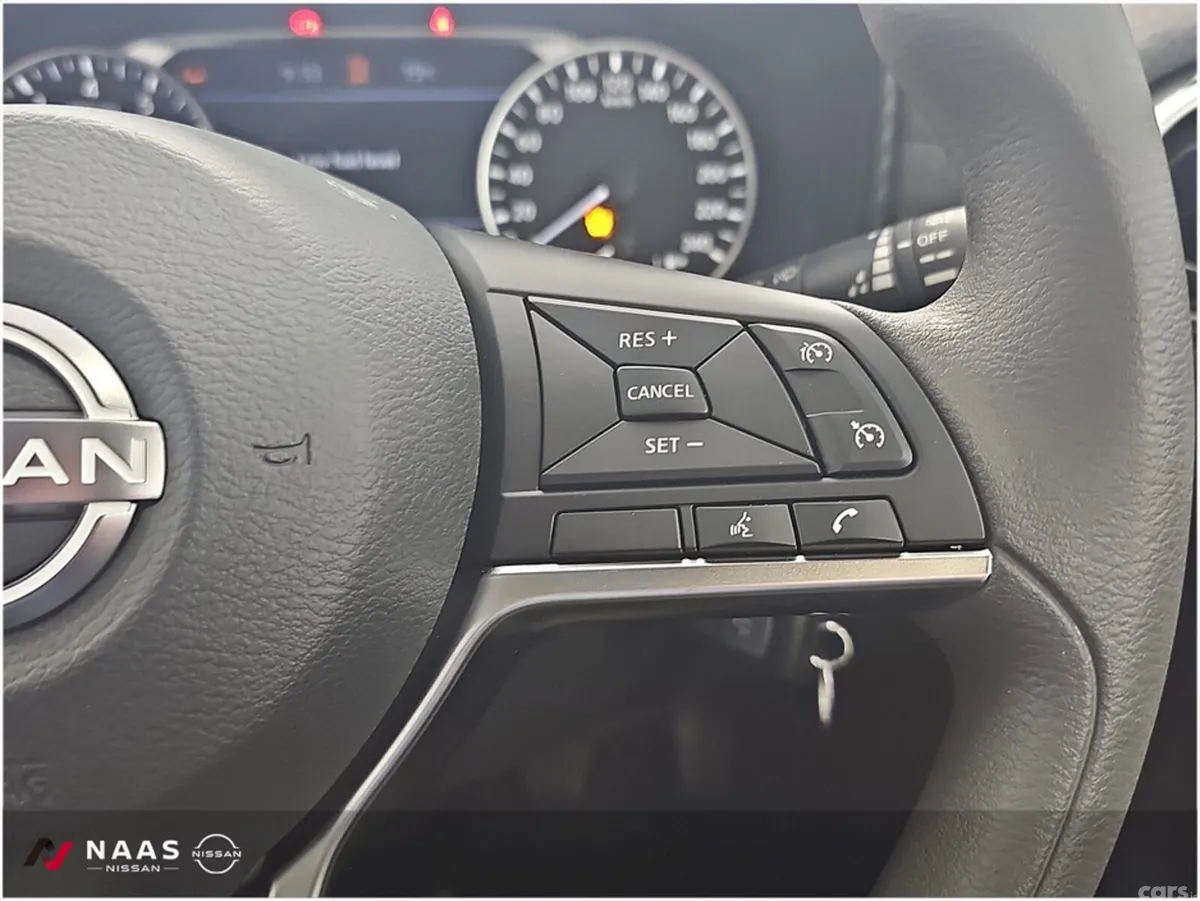 Nissan Juke MPV, Petrol, 2026, Red