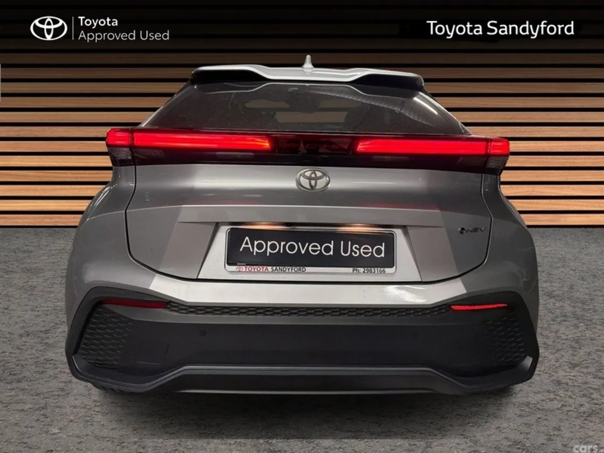 Toyota C-HR SUV, Petrol Hybrid, 2025, Silver