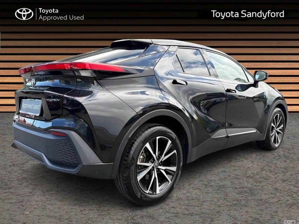 Toyota C-HR SUV, Petrol Hybrid, 2024, Black