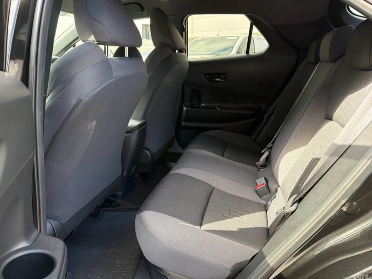 Toyota C-HR SUV, Petrol Hybrid, 2024, Black