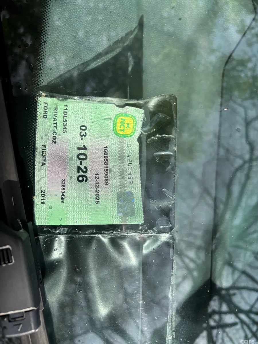 Ford Fiesta Hatchback, Diesel, 2011, Black