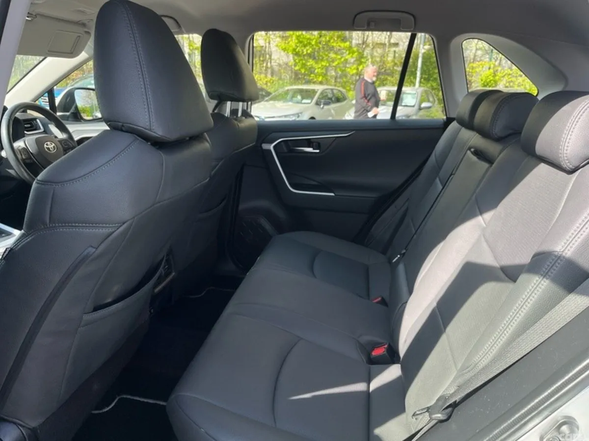 Toyota RAV4 SUV, Petrol Hybrid, 2019, Grey