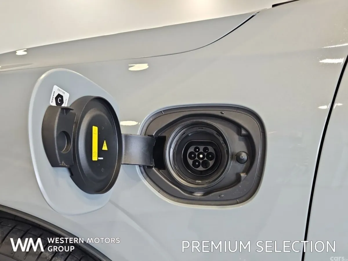 Volvo XC60 SUV, Petrol Plug-in Hybrid, 2026, Grey