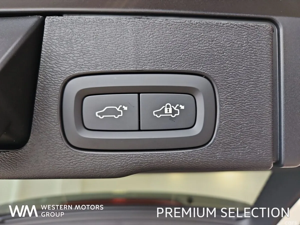 Volvo XC60 SUV, Petrol Plug-in Hybrid, 2026, Grey