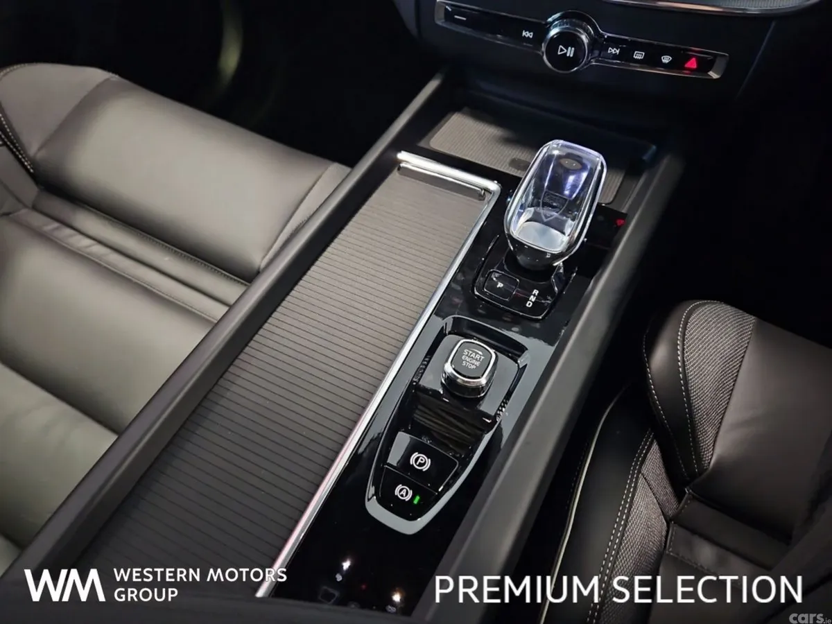 Volvo XC60 SUV, Petrol Plug-in Hybrid, 2026, Grey