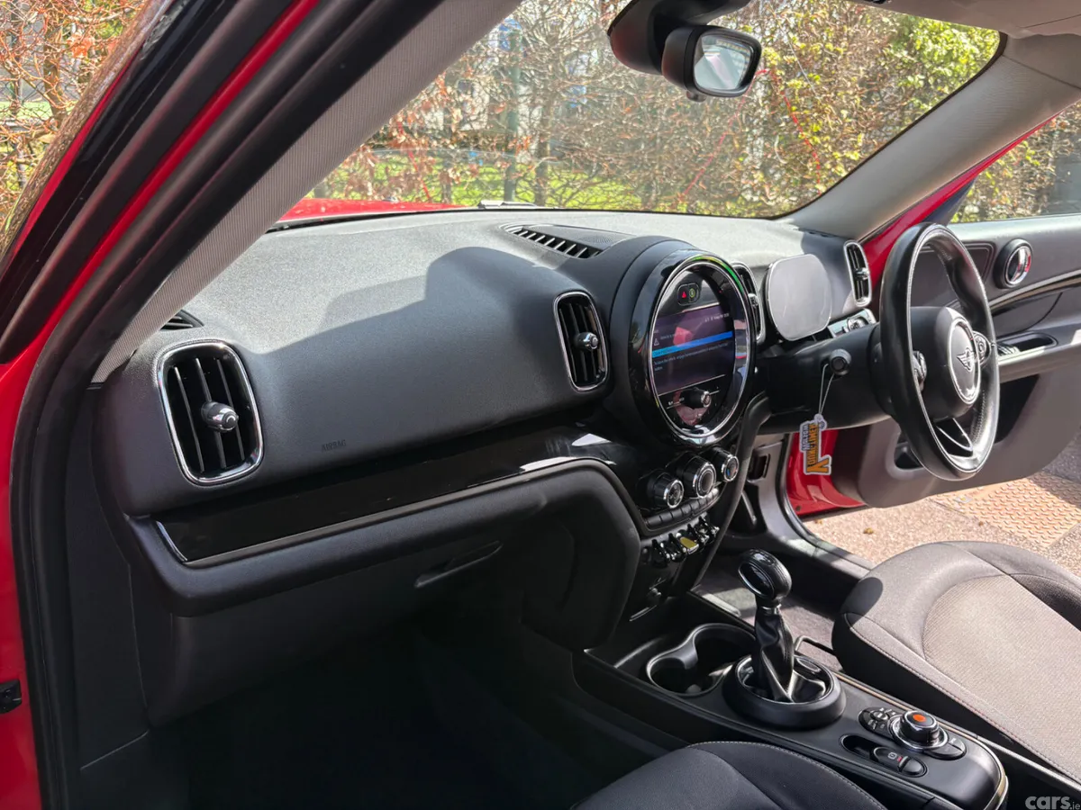 Mini Cooper Hatchback, Petrol Plug-in Hybrid, 2021, Red