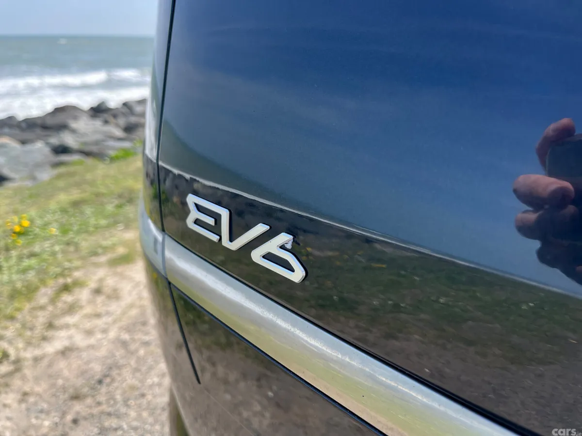 Kia EV6 MPV, Electric, 2023, Blue