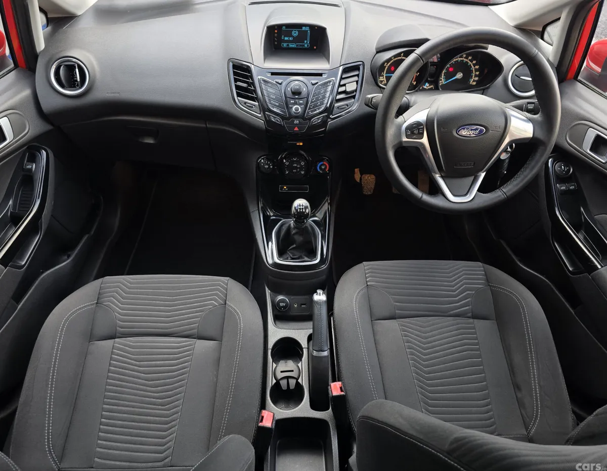 Ford Fiesta Hatchback, Petrol, 2014, Red