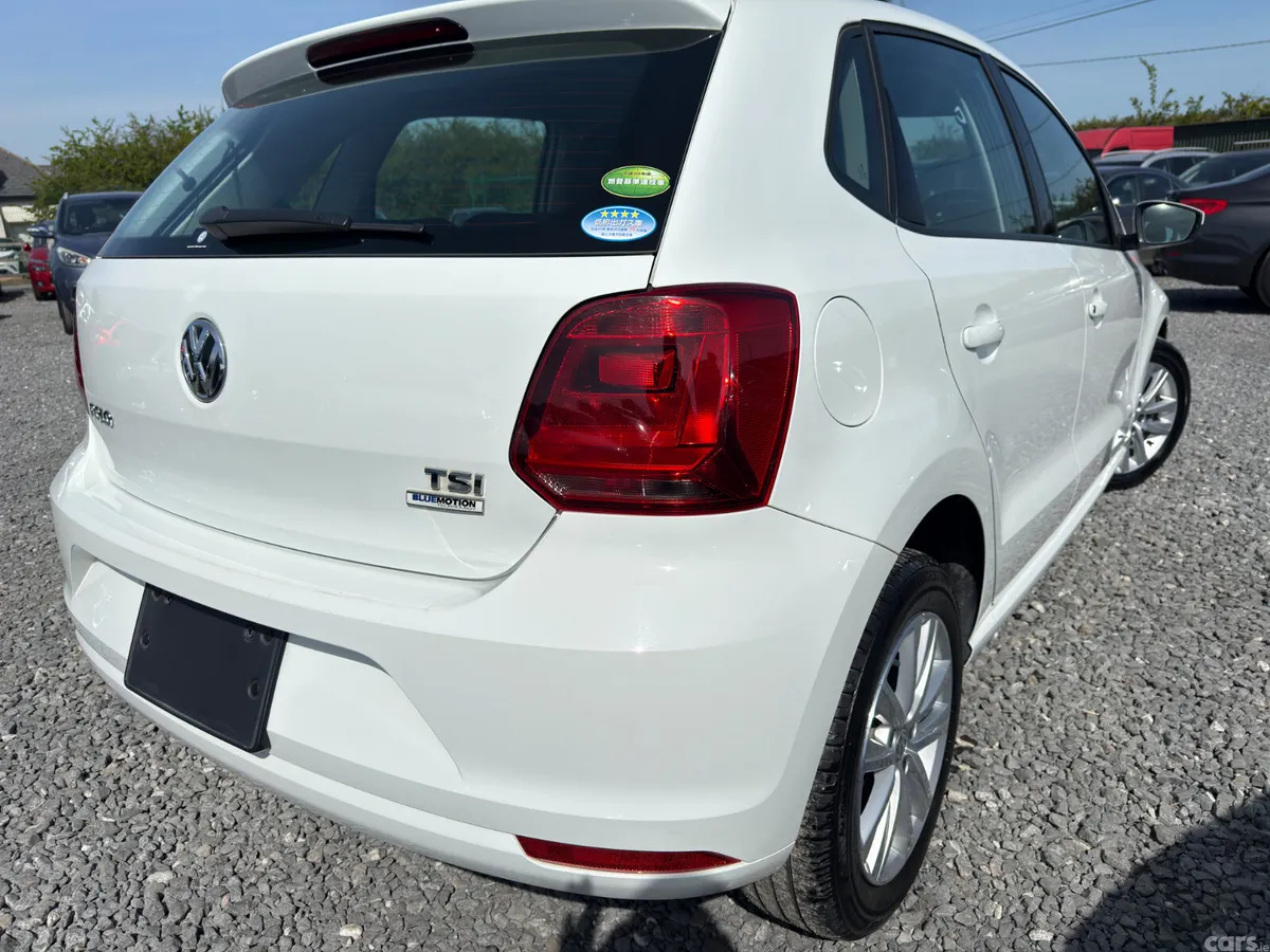 Volkswagen Polo Hatchback, Petrol, 2017, White
