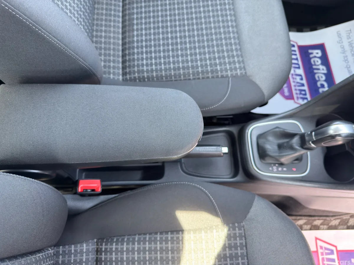 Volkswagen Polo Hatchback, Petrol, 2017, White