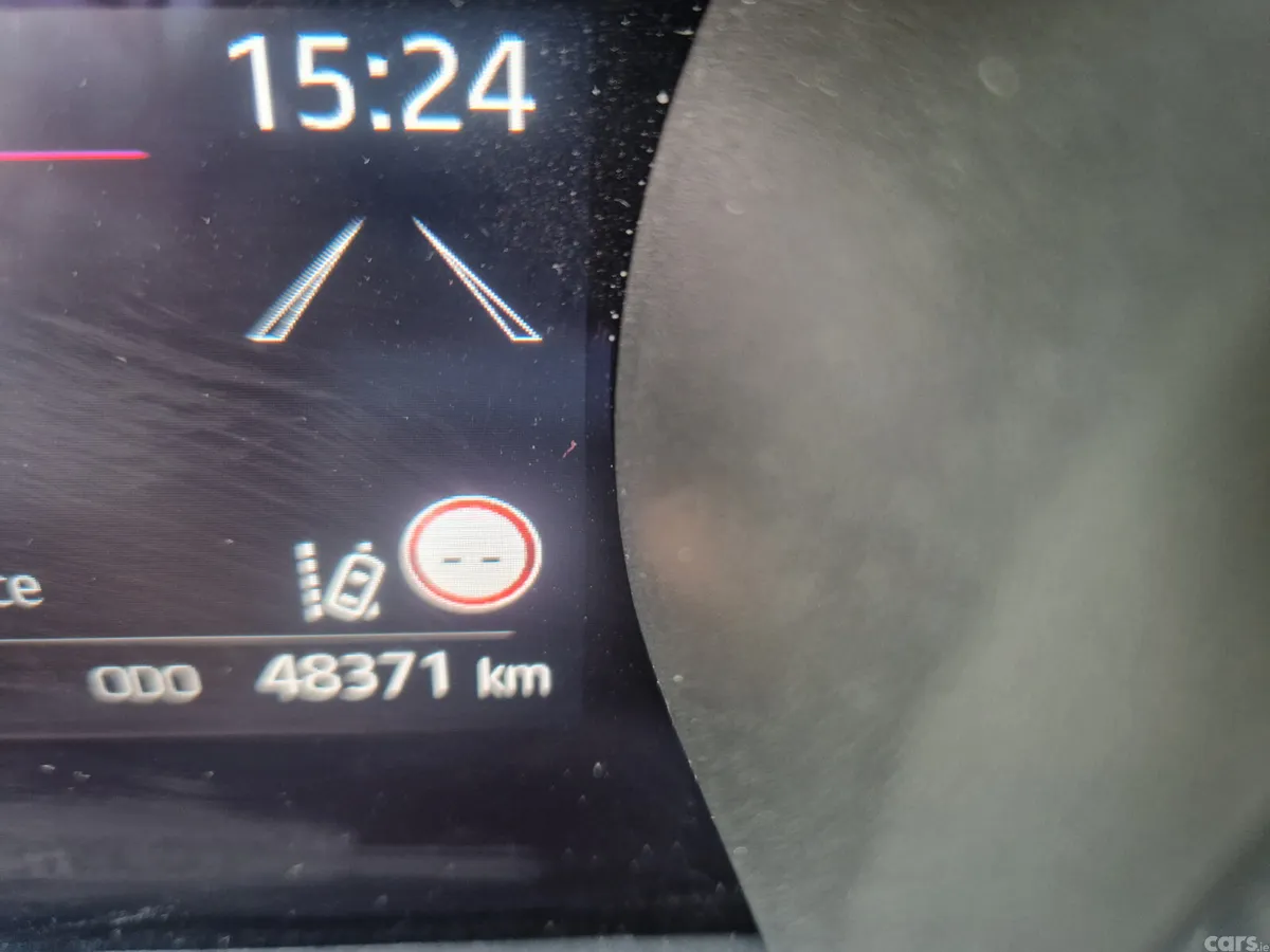 Toyota Yaris Hatchback, Petrol Hybrid, 2021, Red