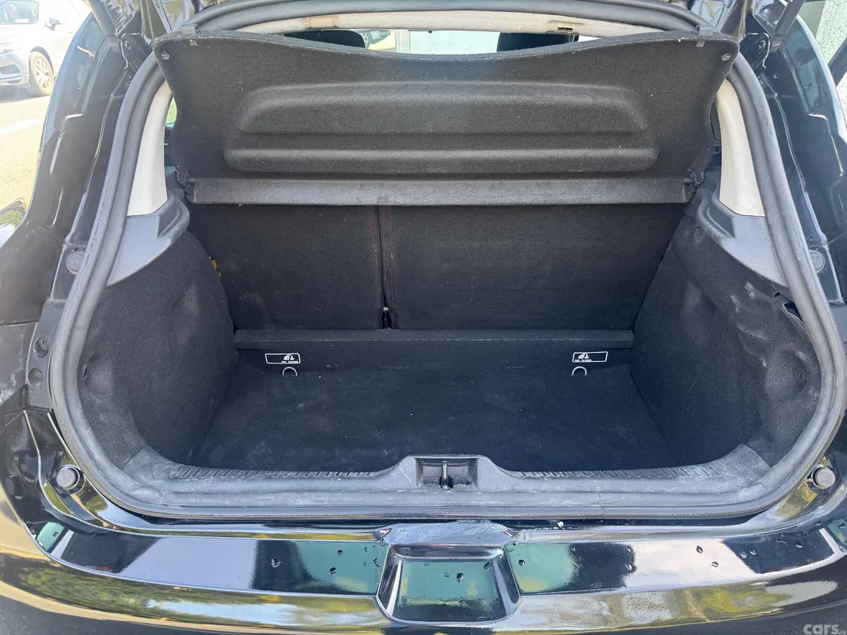 Renault Clio Hatchback, Petrol, 2019, Black