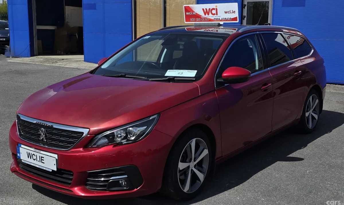 Peugeot 308 Estate, Diesel, 2018, Red