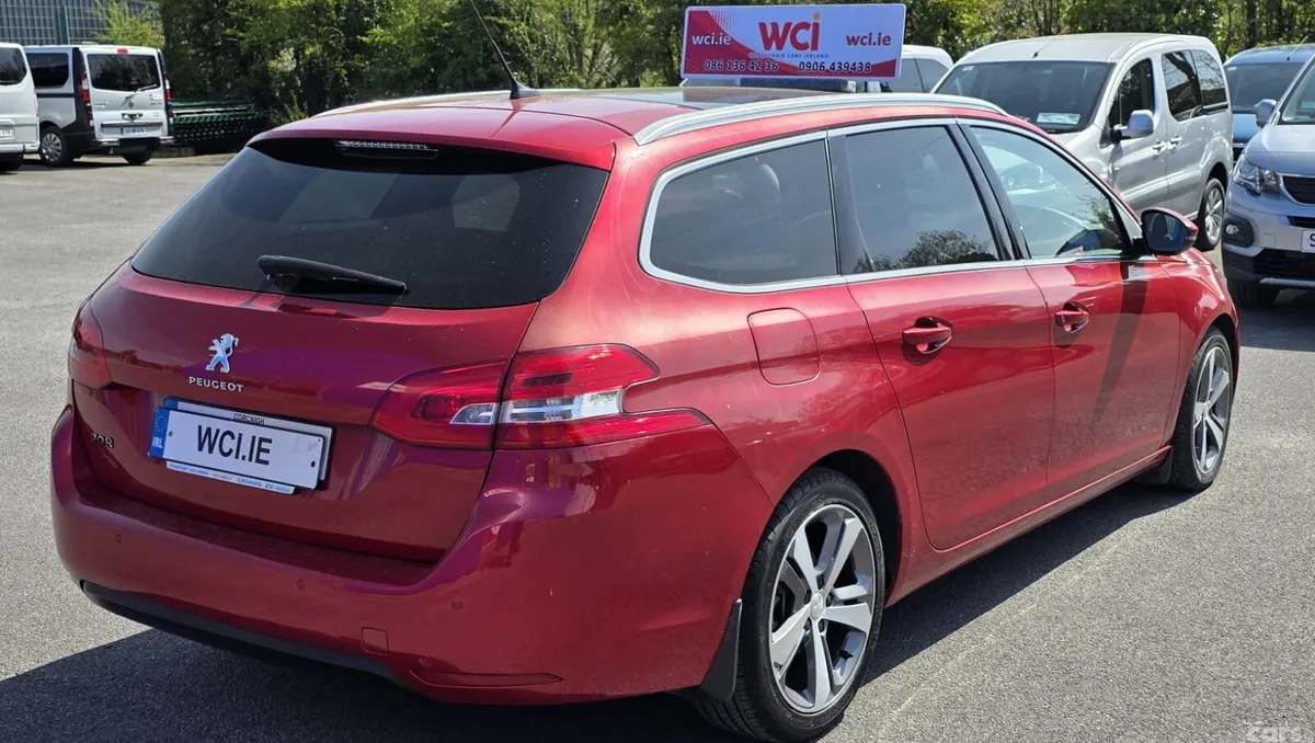 Peugeot 308 Estate, Diesel, 2018, Red