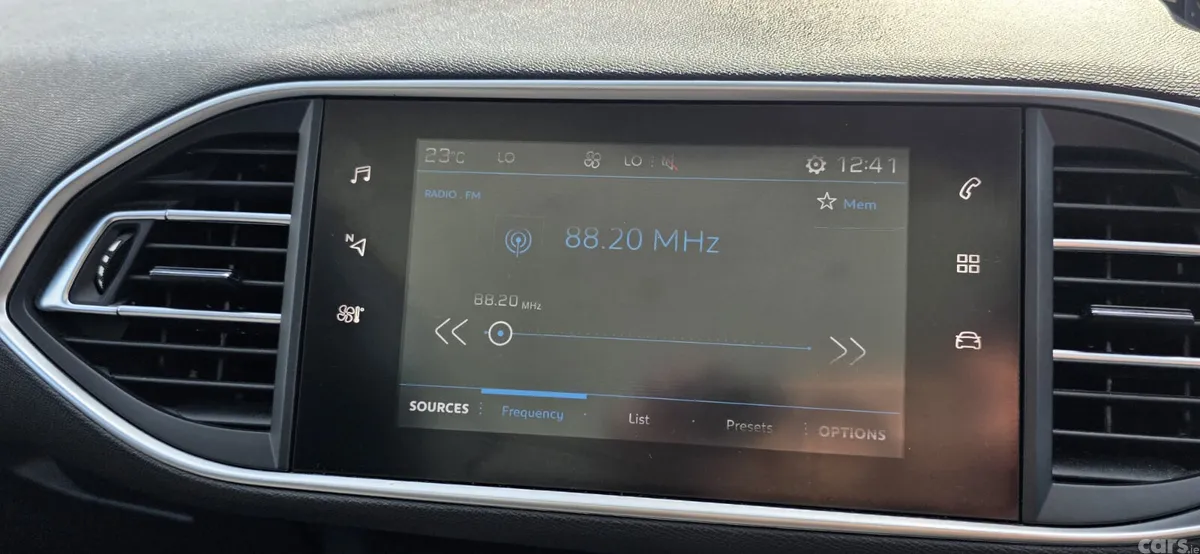 Peugeot 308 Estate, Diesel, 2018, Red