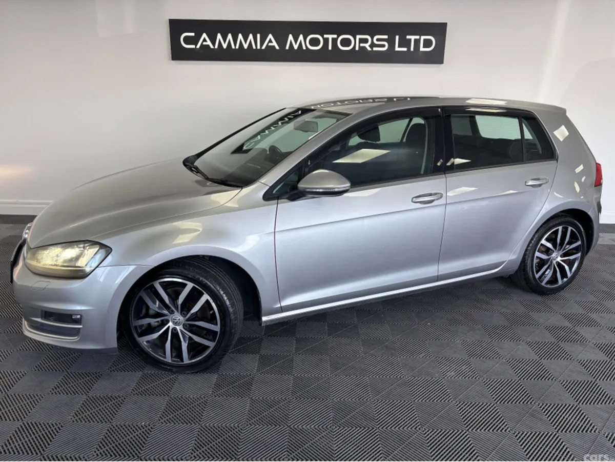 Volkswagen Golf Hatchback, Petrol, 2013, Silver