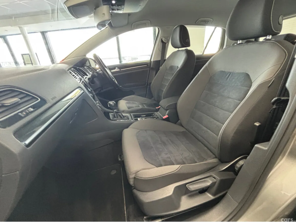 Volkswagen Golf Hatchback, Petrol, 2013, Silver