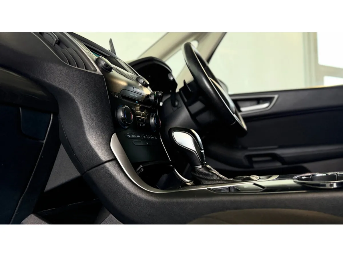 Ford Galaxy Estate, Diesel, 2017, Black