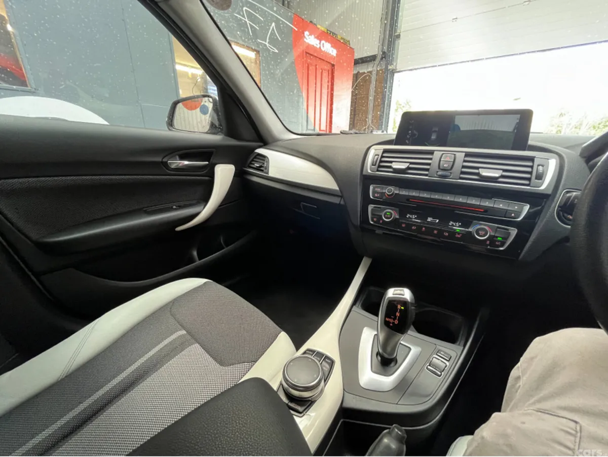BMW 1-Series Hatchback, Diesel, 2017, Silver