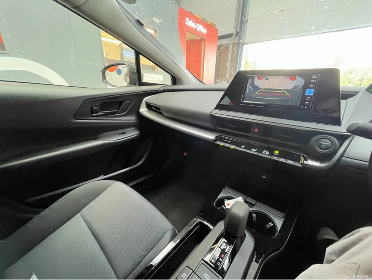 Toyota Prius Estate, Petrol, 2024, White