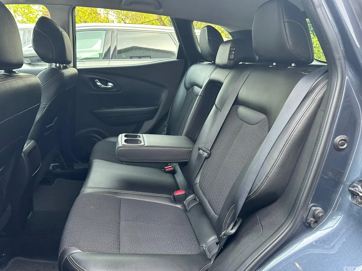 Renault Kadjar SUV, Diesel, 2017, Grey