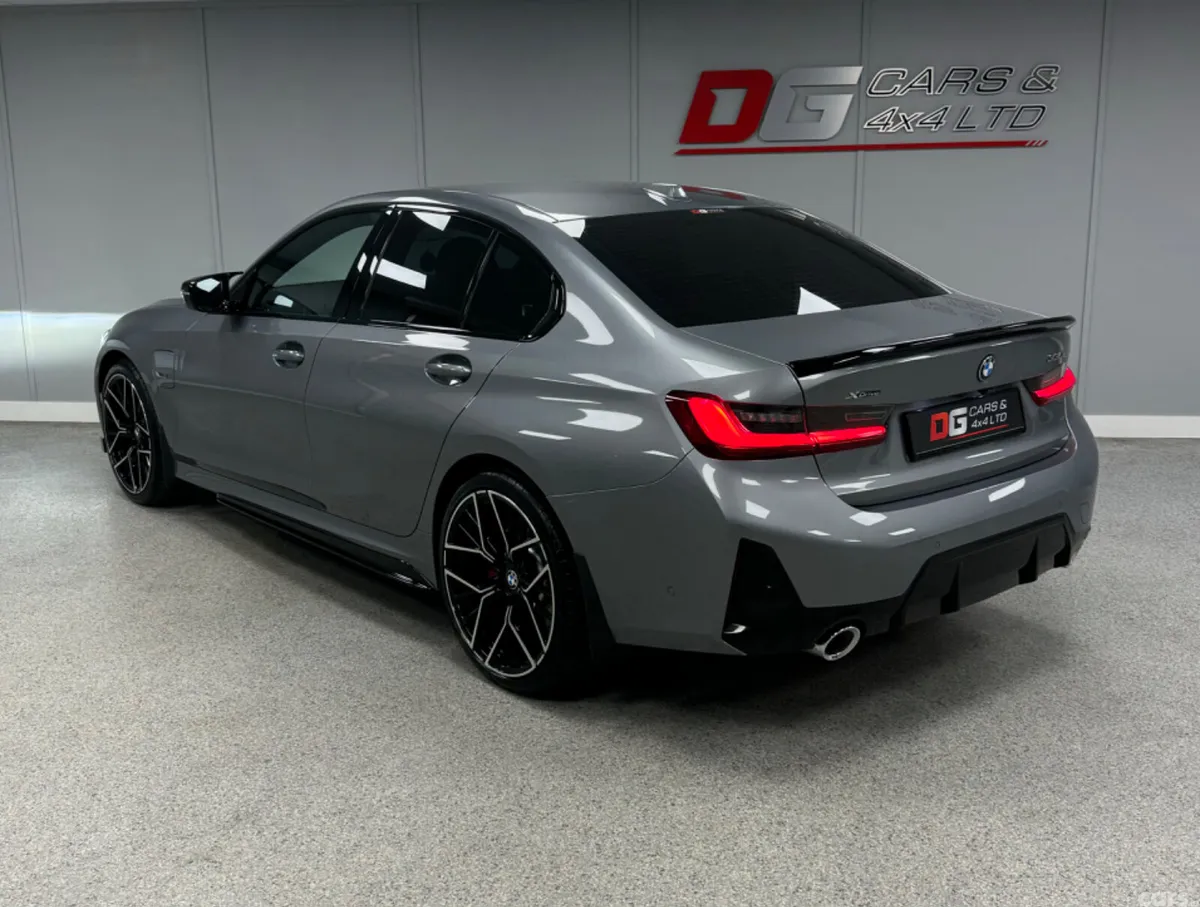BMW 3-Series Saloon, Petrol Hybrid, 2022, Grey