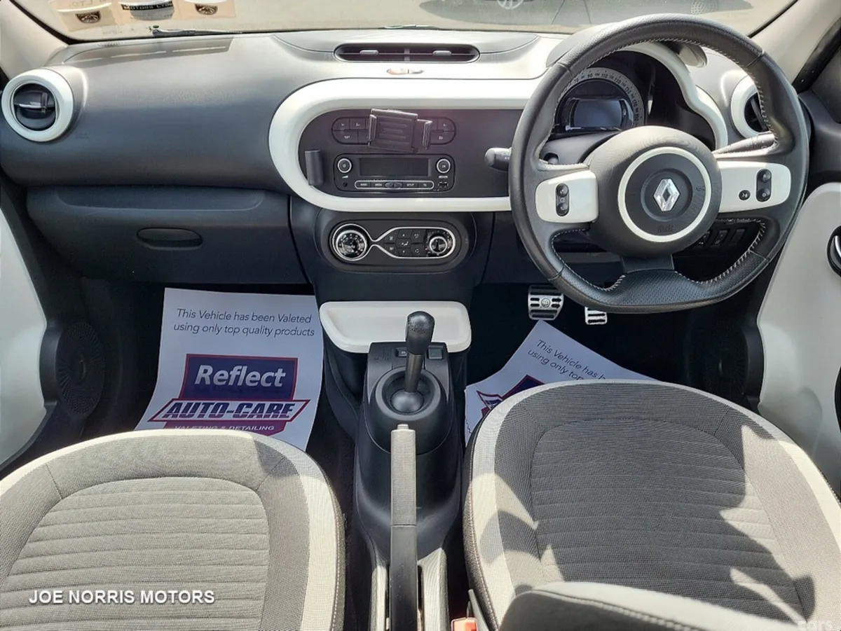 Renault Twingo Hatchback, Petrol, 2019, White