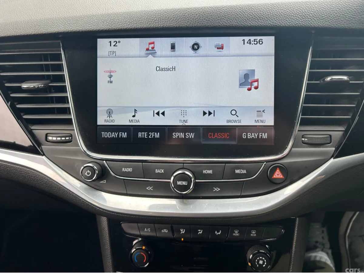 Opel Astra Hatchback, Diesel, 2016, Silver