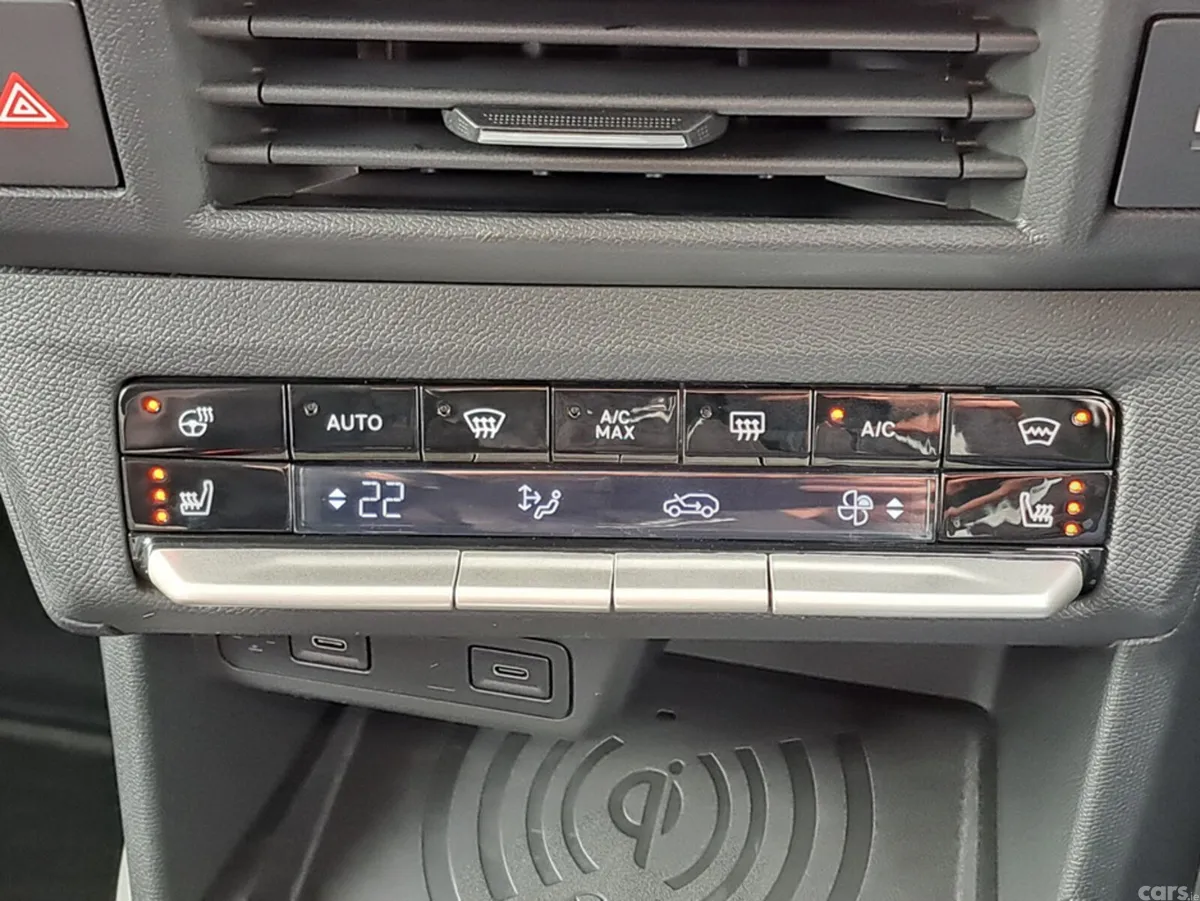 Opel Frontera MPV, Petrol Hybrid, 2026, Orange