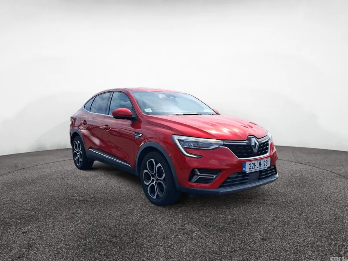 Renault Arkana Hatchback, Petrol, 2022, Red