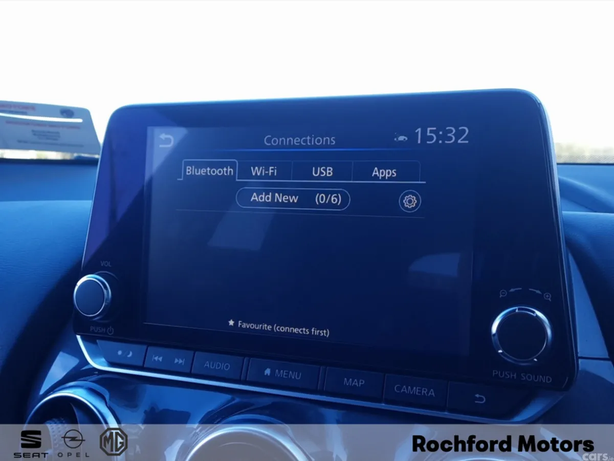 Nissan Juke MPV, Petrol, 2024, Red