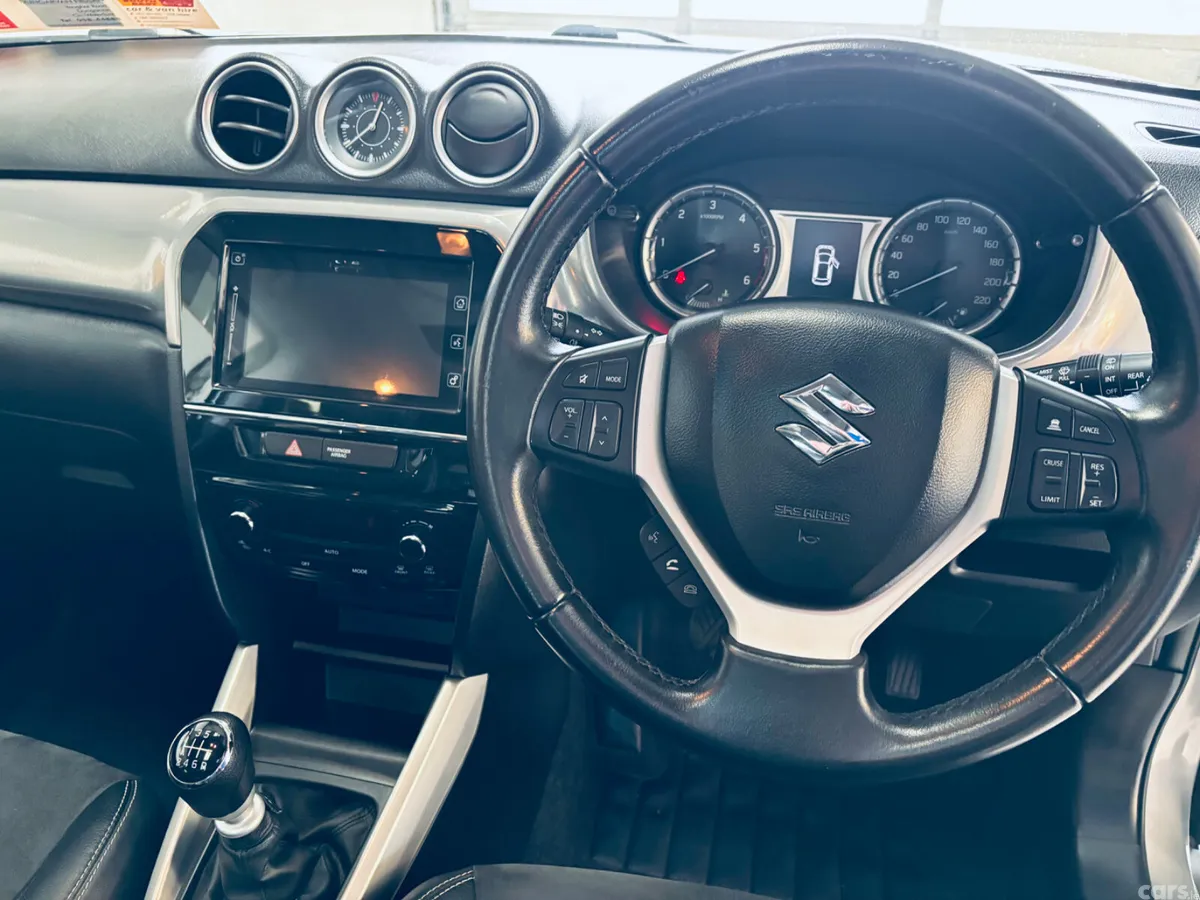 Suzuki Vitara SUV, Diesel, 2018, Grey