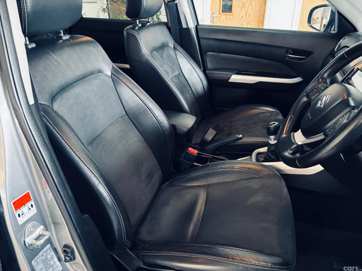Suzuki Vitara SUV, Diesel, 2018, Grey