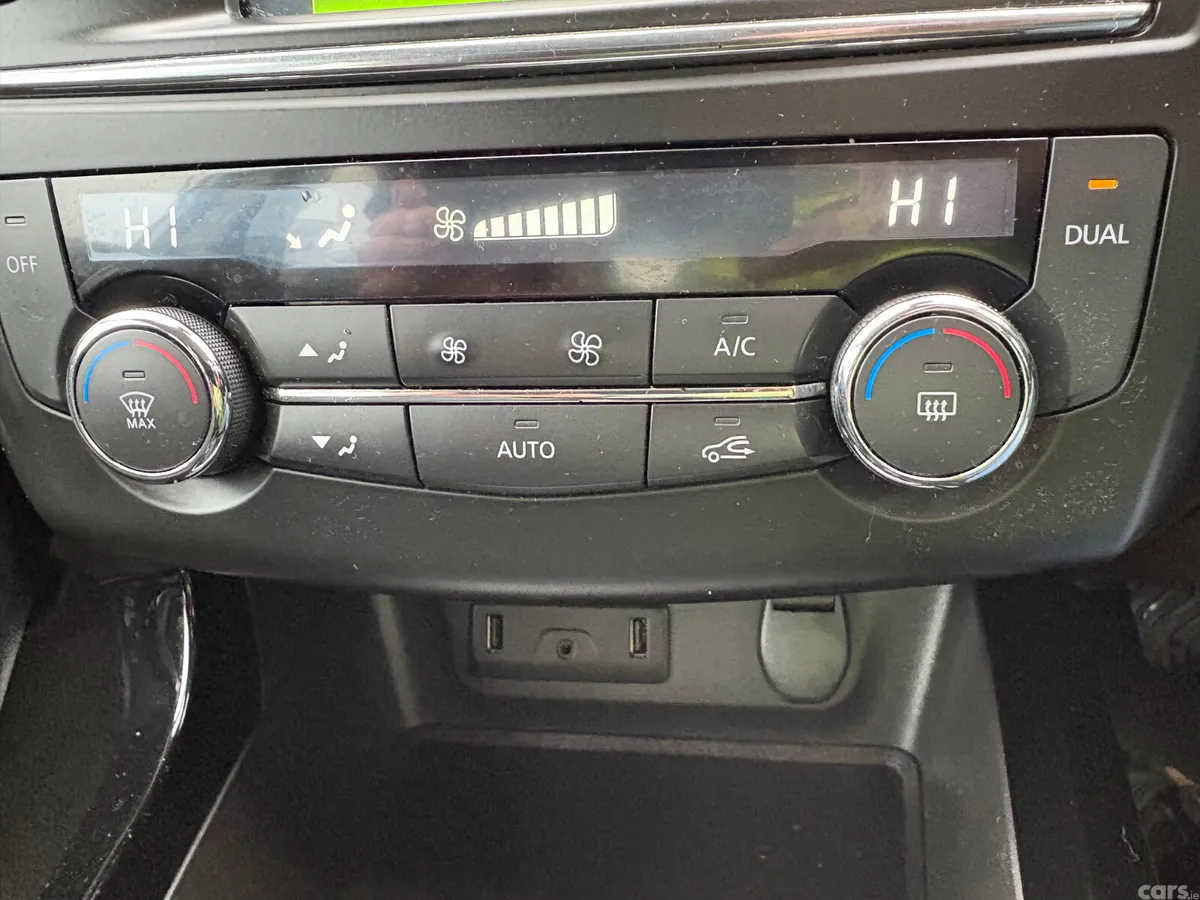 Renault Kadjar SUV, Diesel, 2016, Silver