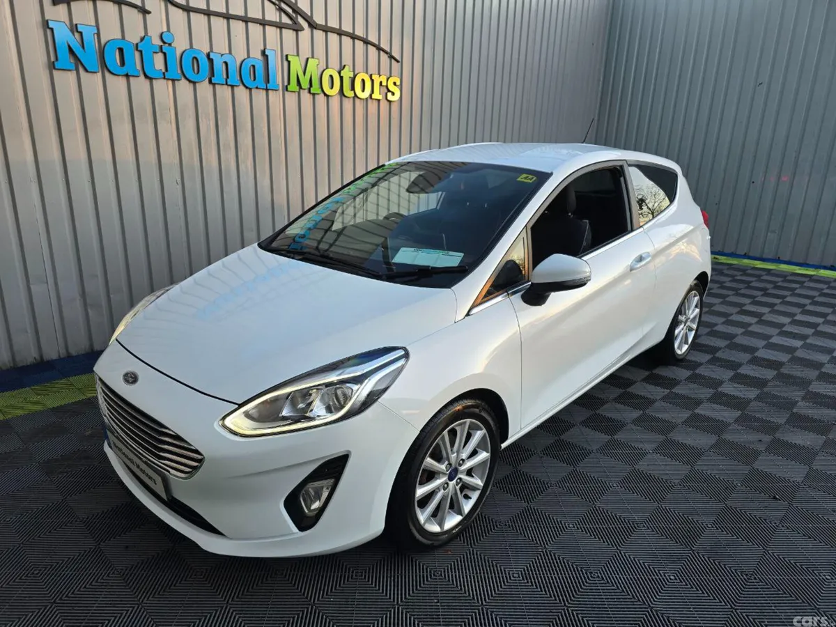 Ford Fiesta Hatchback, Petrol, 2018, White