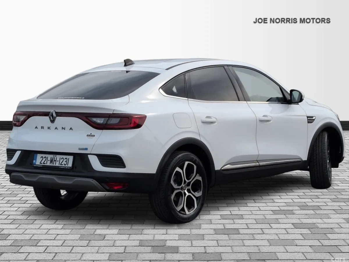 Renault Arkana Hatchback, Petrol, 2022, White