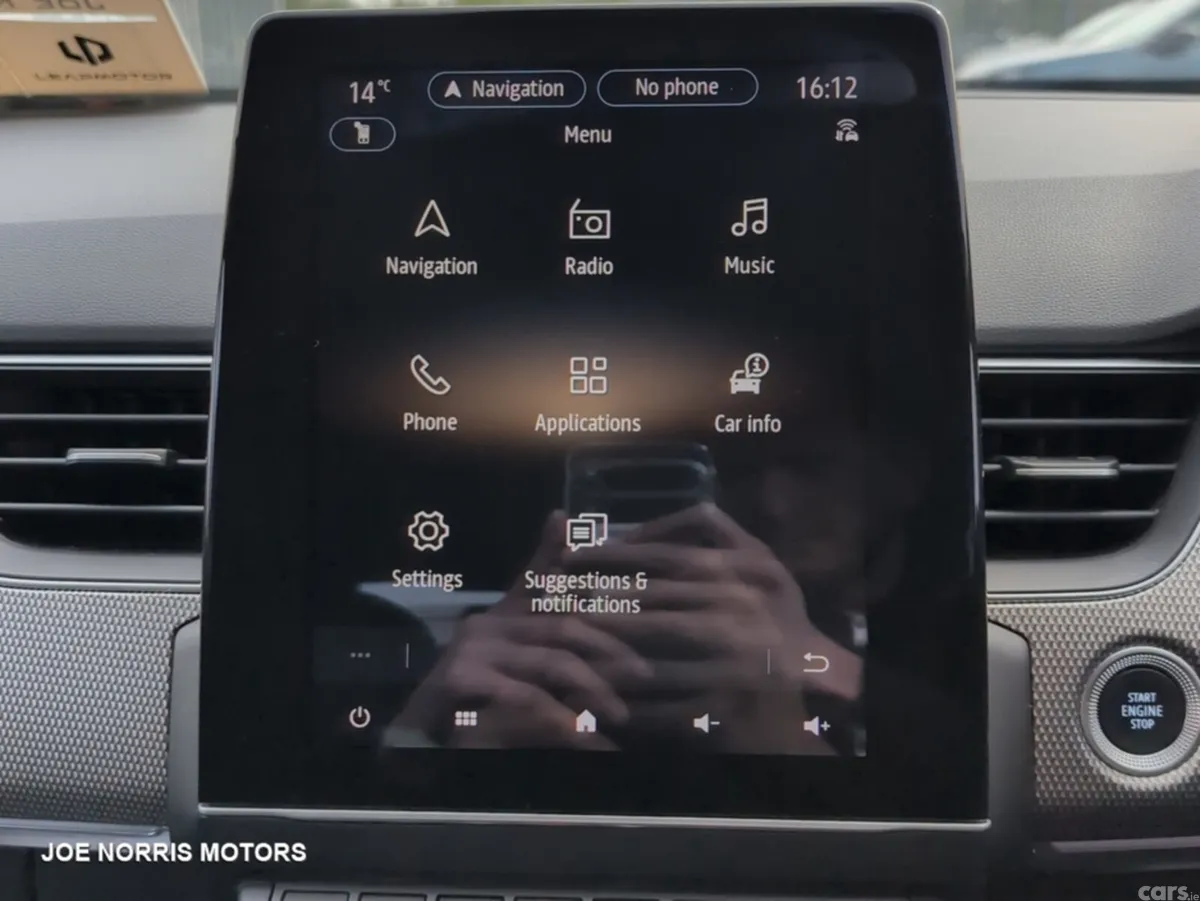 Renault Arkana Hatchback, Petrol, 2022, White