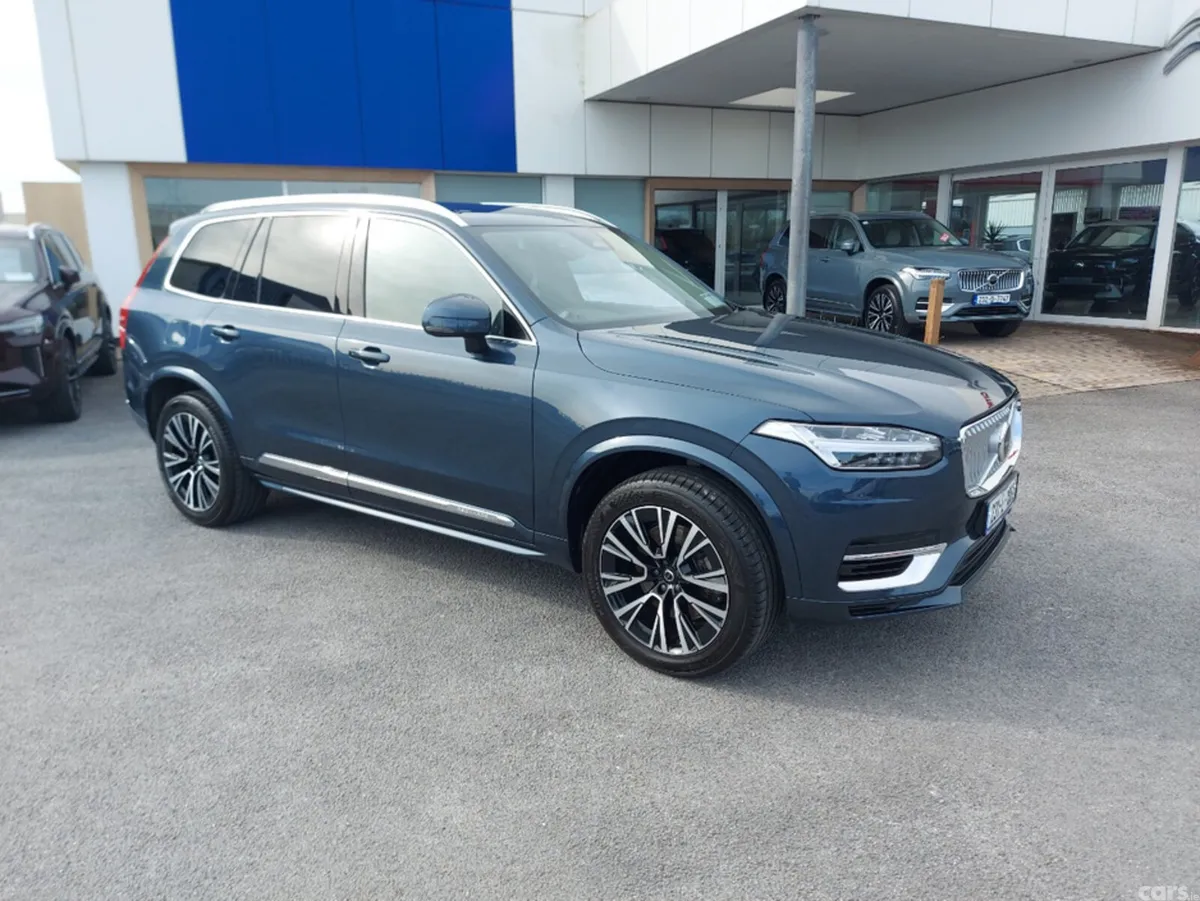 Volvo XC90 MPV, Petrol Plug-in Hybrid, 2023, Blue